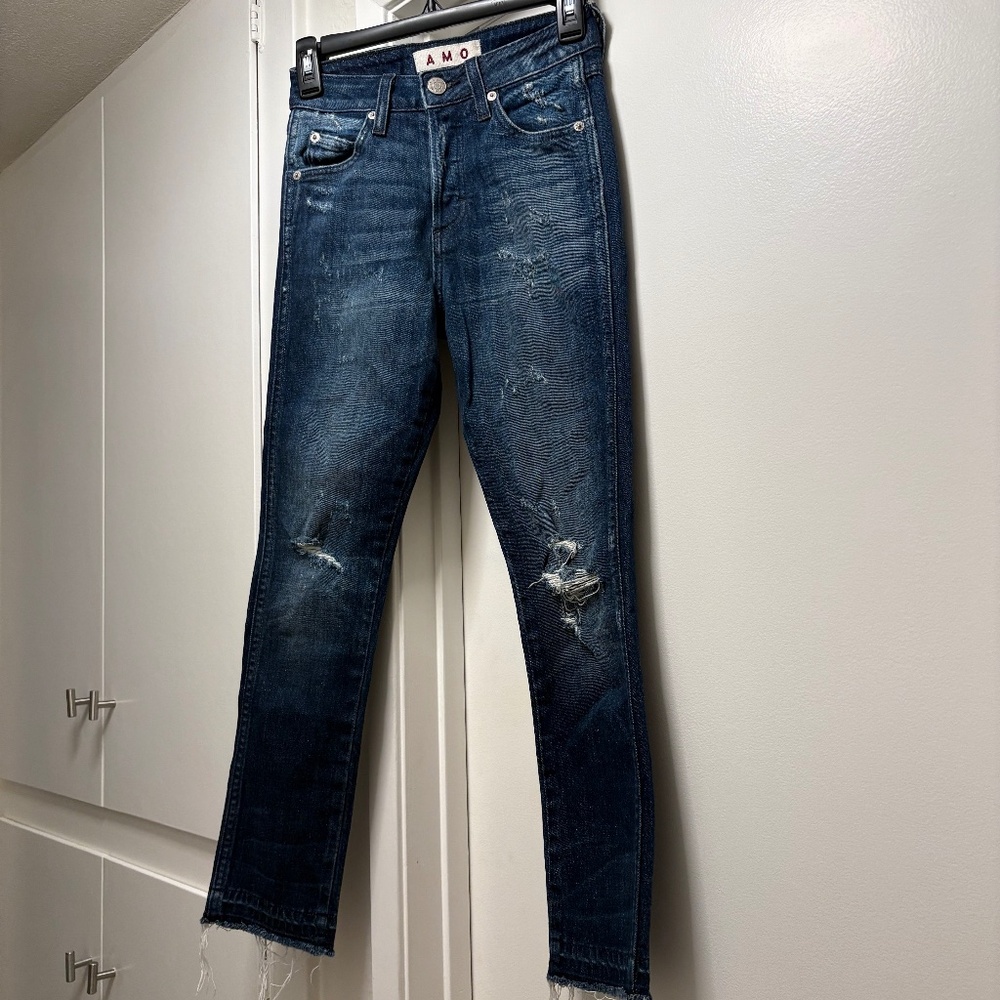 Amo “Babe” destroyed skinny jeans - size 24